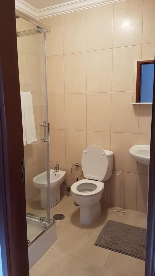 Sobreiro Apartamentos Rio Caldo Buitenkant foto