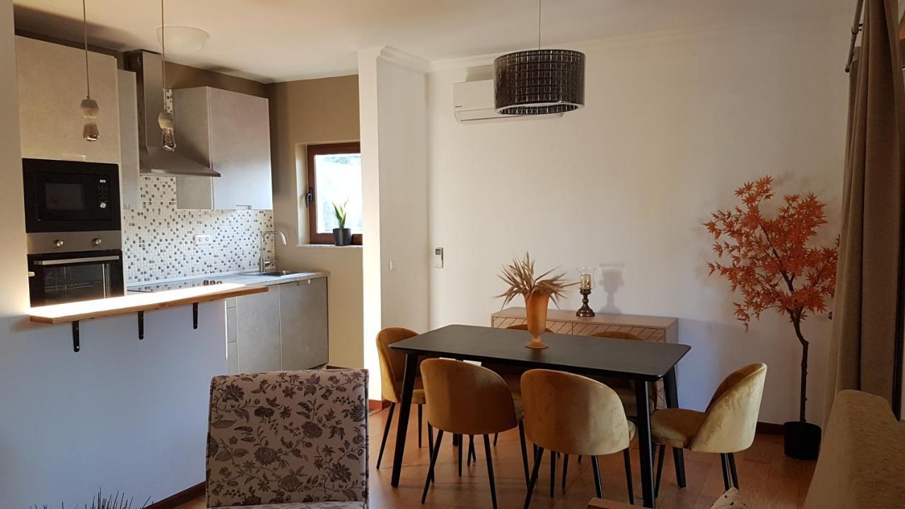 Sobreiro Apartamentos Rio Caldo Buitenkant foto