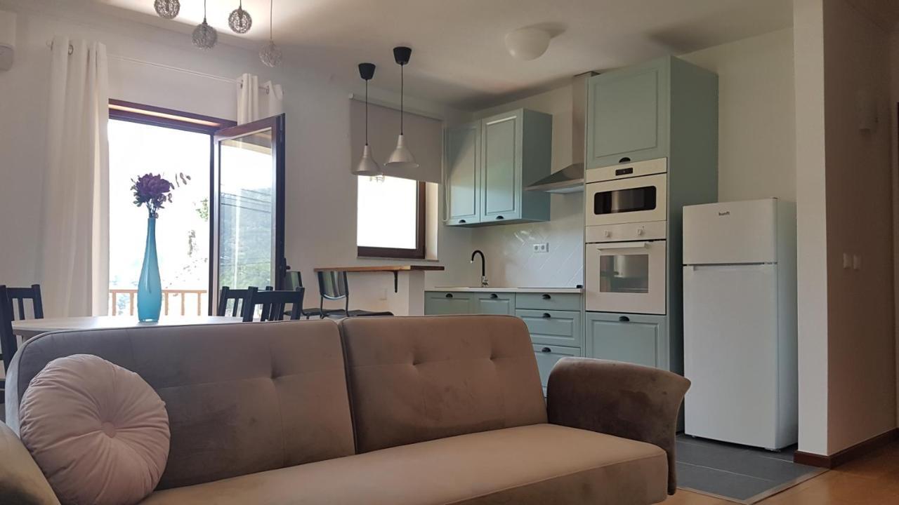 Sobreiro Apartamentos Rio Caldo Buitenkant foto